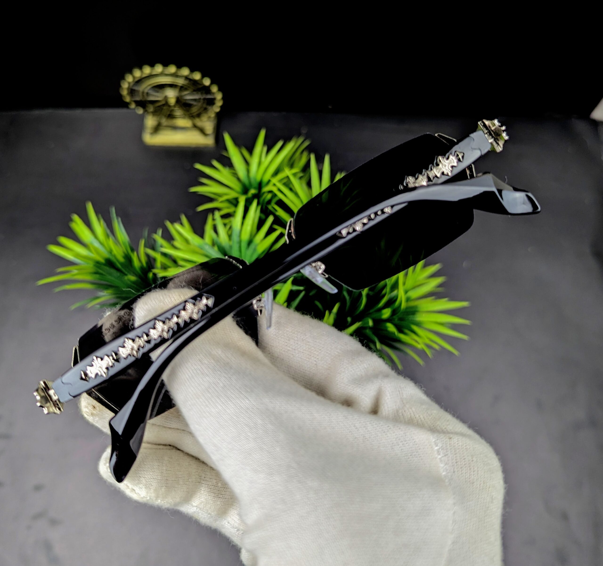 Chrome Hearts Luxury Rimless Gradient Sunglasses for Men & Women - Image 6